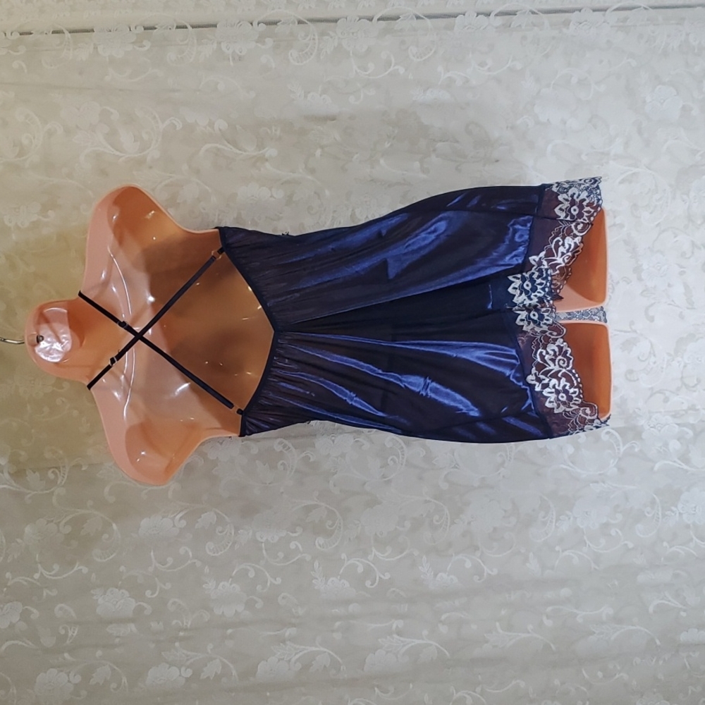 Slip - Picture 3 of 3
